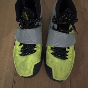Nike Kids Neon Yellow and Black Sneakers